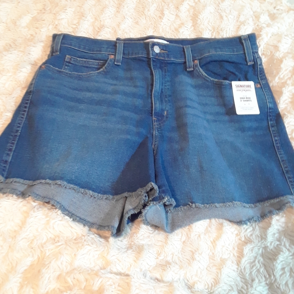 NWT Signature by Levi Strauss Women's Size 18 (W34) Straight Jean's